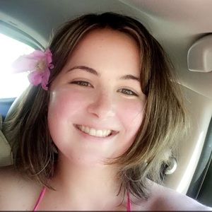 Meet your Posher, Kelley